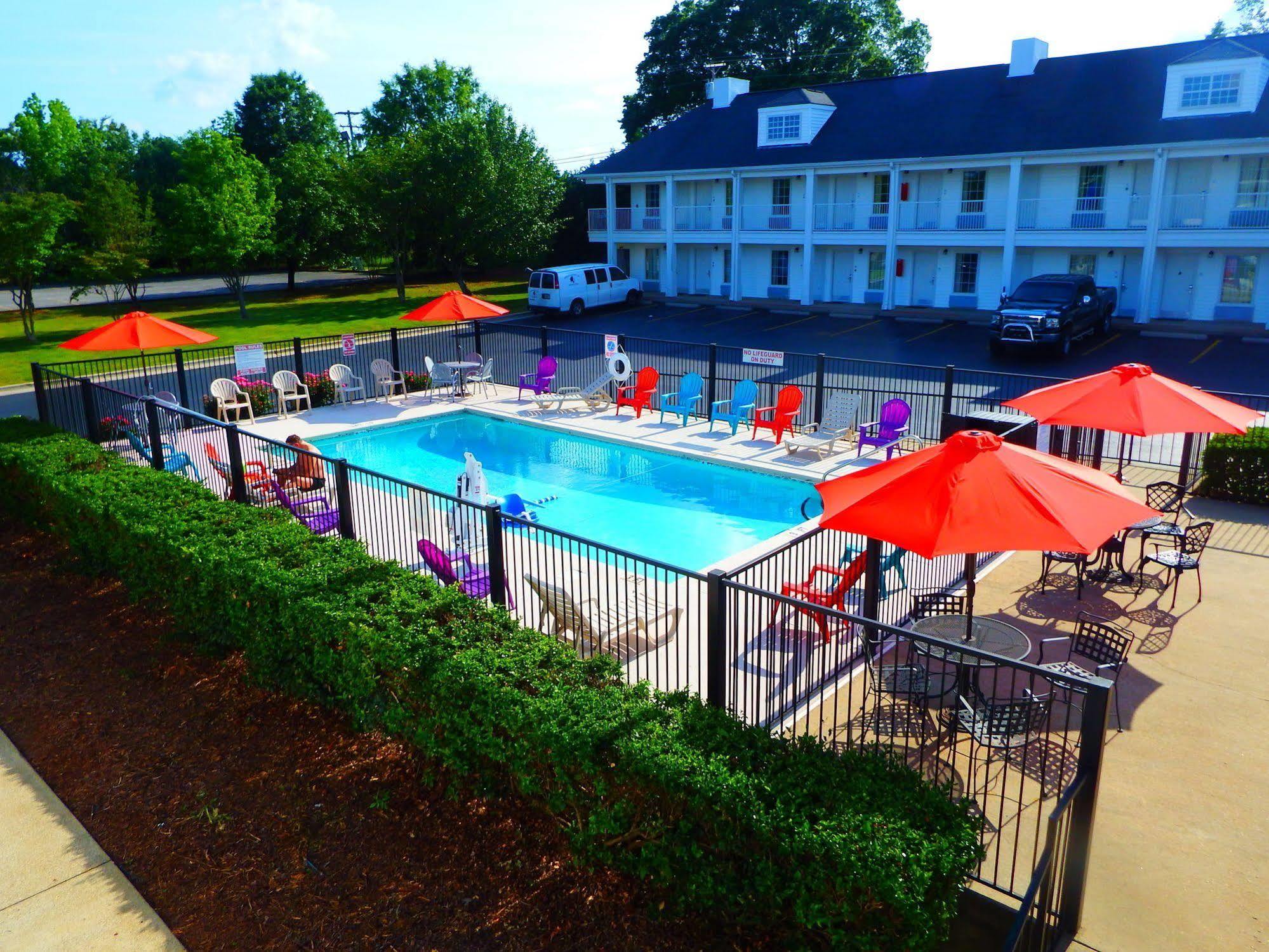 Baymont By Wyndham Florence/Muscle Shoals Buitenkant foto